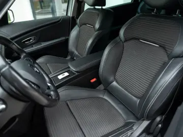 Renault Grand-Scenic