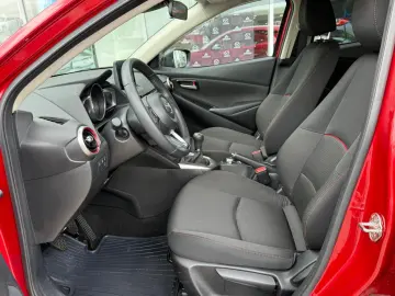Mazda 2 Homura 1.5 Benzina 90 Cp MT