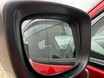 Mazda 2 Homura 1.5 Benzina 90 Cp MT
