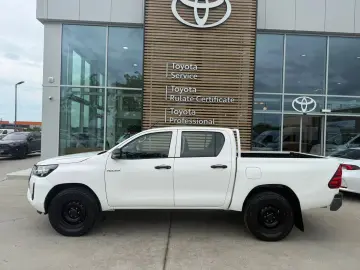 Toyota Hilux 2.4 D-4D Comfort 4WD DOUBLE CAB