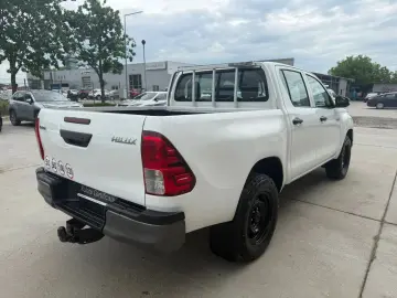 Toyota Hilux 2.4 D-4D Comfort 4WD DOUBLE CAB