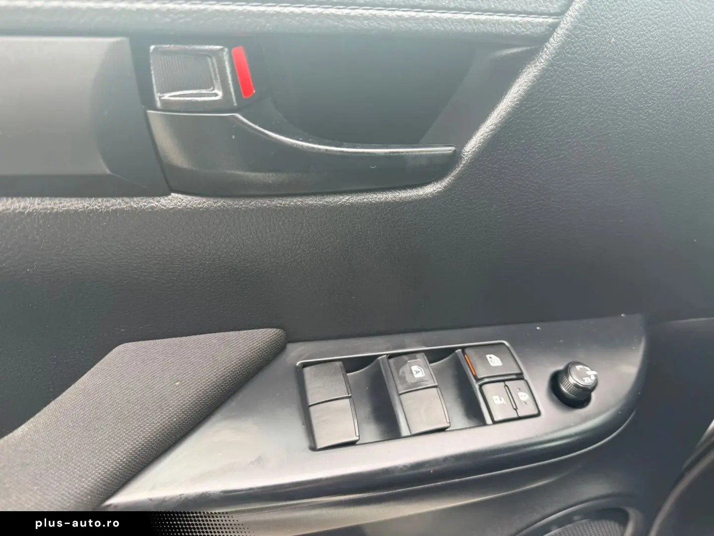 Toyota Hilux 2.4 D-4D Comfort 4WD DOUBLE CAB