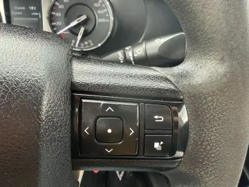 Toyota Hilux 2.4 D-4D Comfort 4WD DOUBLE CAB