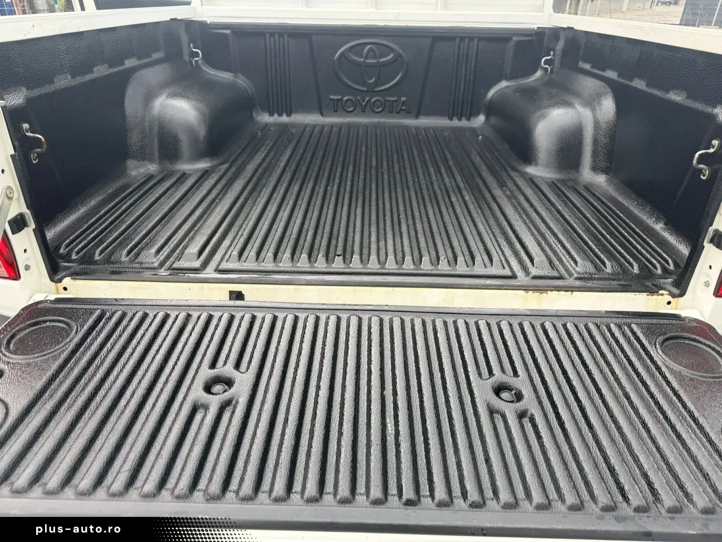 Toyota Hilux 2.4 D-4D Comfort 4WD DOUBLE CAB
