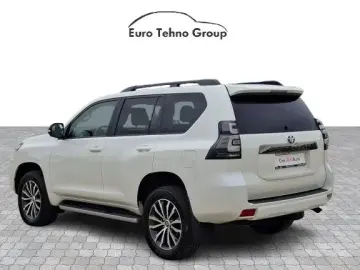 Toyota Land-Cruiser