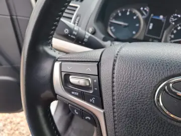 Toyota Land-Cruiser