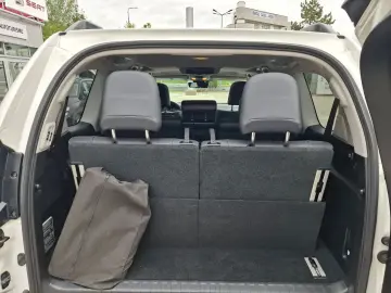 Toyota Land-Cruiser