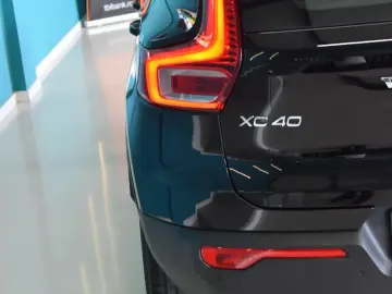 Volvo Xc-40