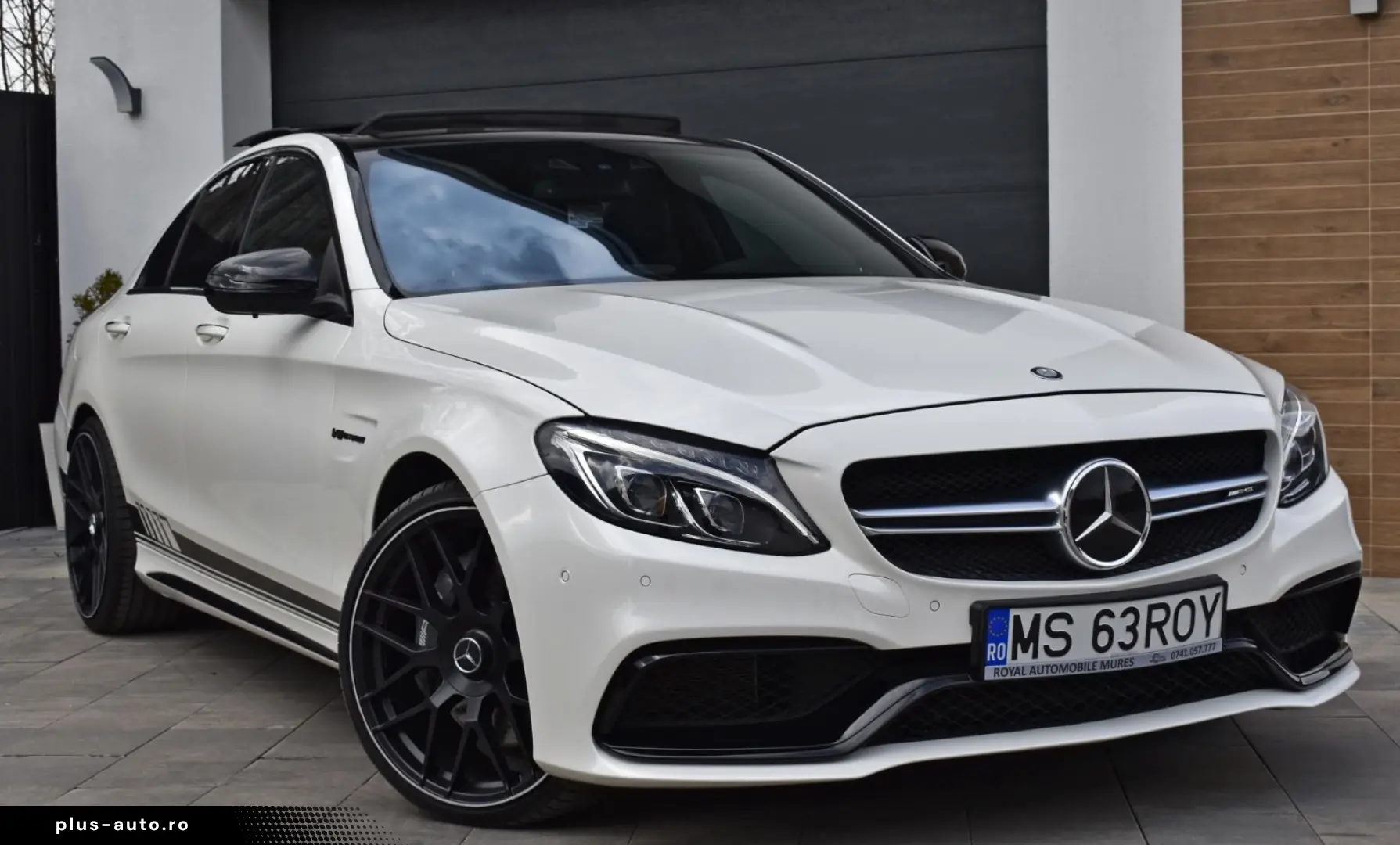 Mercedes-Benz C-63-Amg