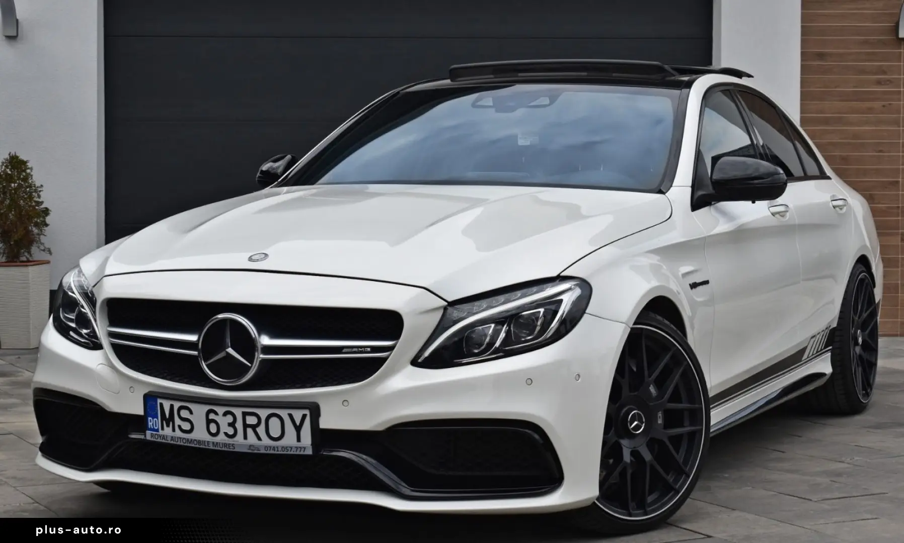 Mercedes-Benz C-63-Amg
