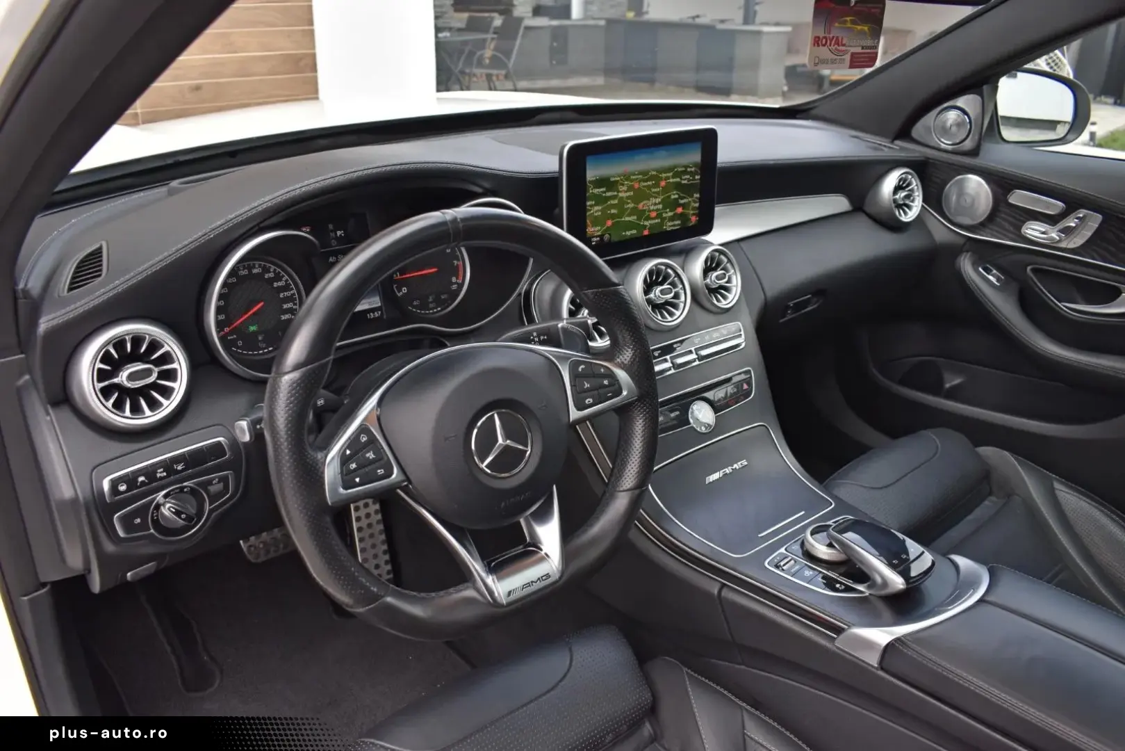 Mercedes-Benz C-63-Amg