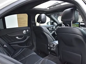 Mercedes-Benz C-63-Amg
