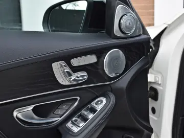 Mercedes-Benz C-63-Amg