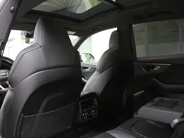 Audi Rs-Q8