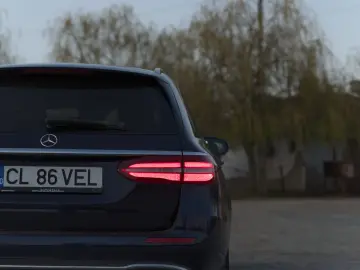 Mercedes-Benz E 220