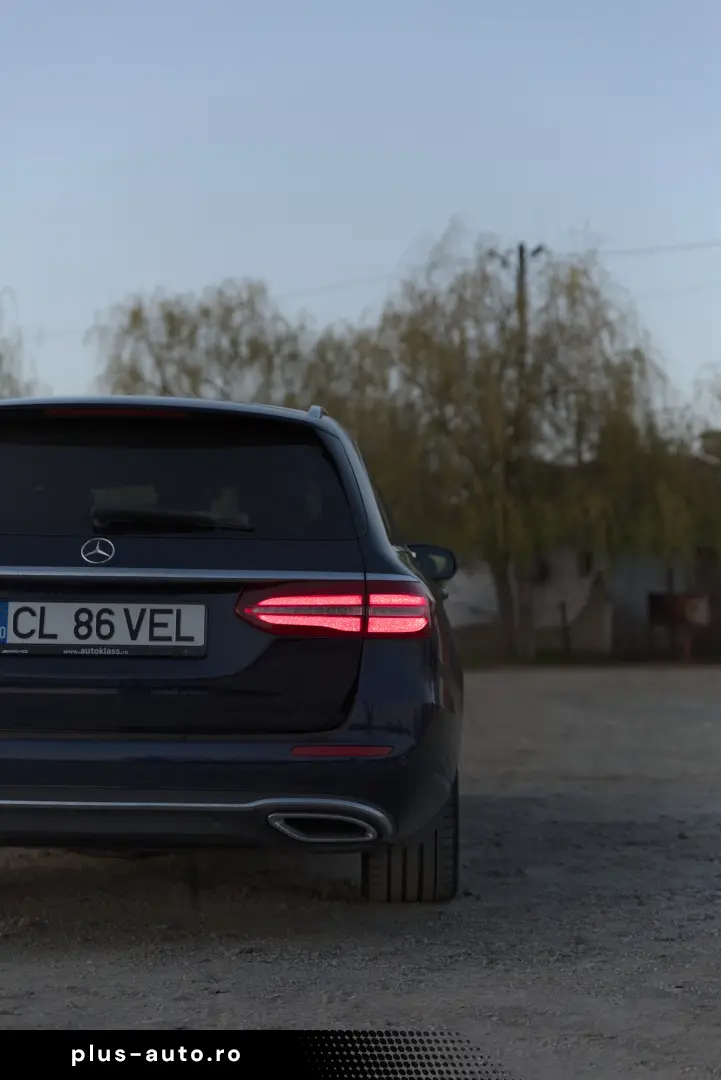 Mercedes-Benz E 220