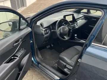 TOYOTA C-HR 1.8 Hybrid Advance HALF LEDER   BLINDSPOT