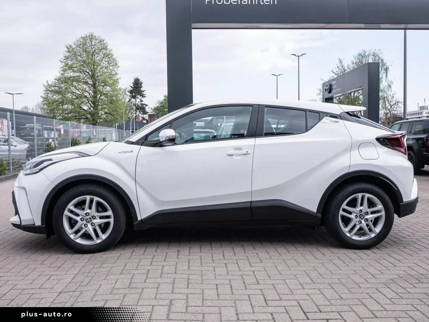 TOYOTA C-HR HYBRID Flow KLIMA KAMERA LED SCHEINWERFER