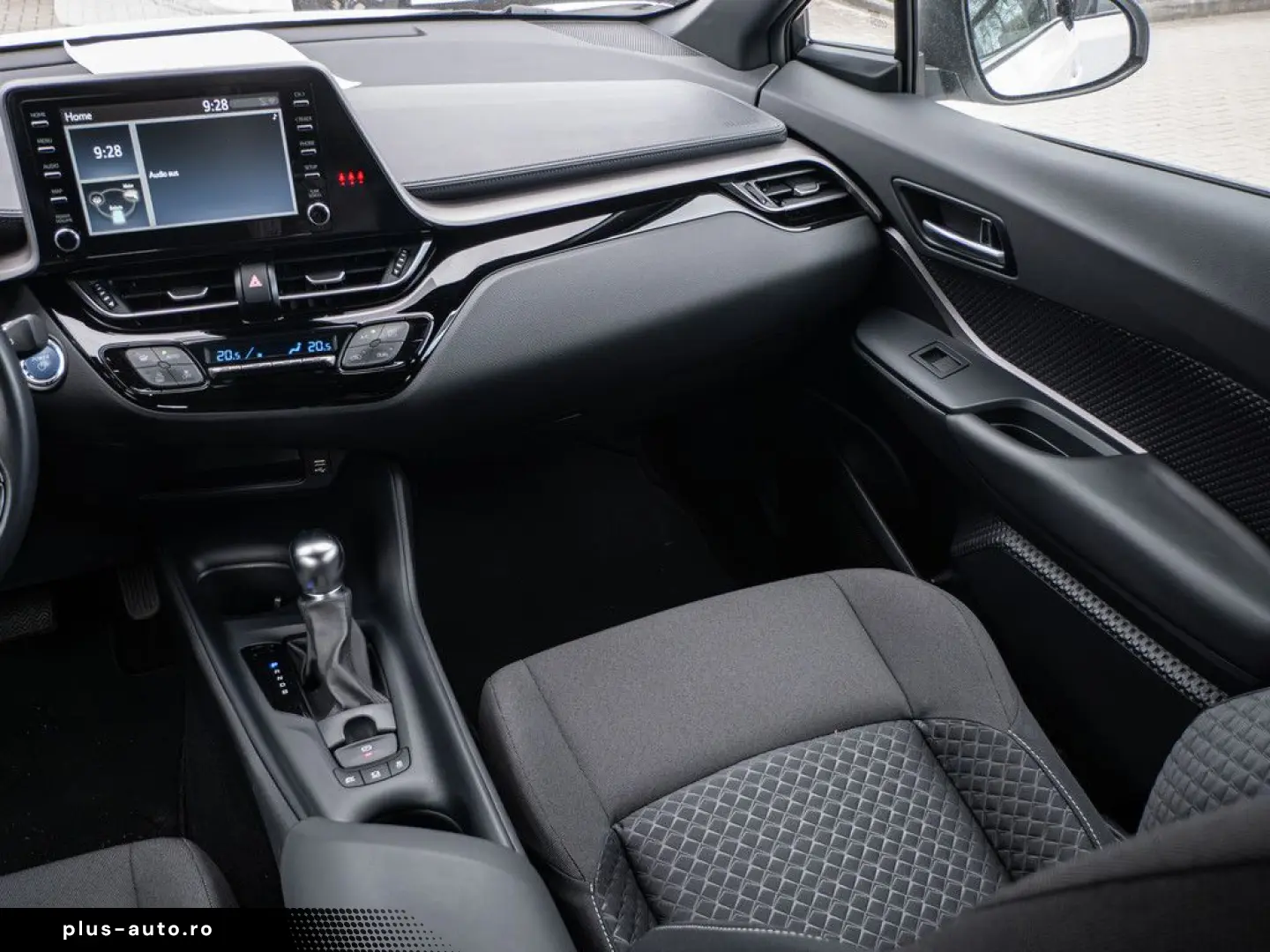 TOYOTA C-HR HYBRID Flow KLIMA KAMERA LED SCHEINWERFER