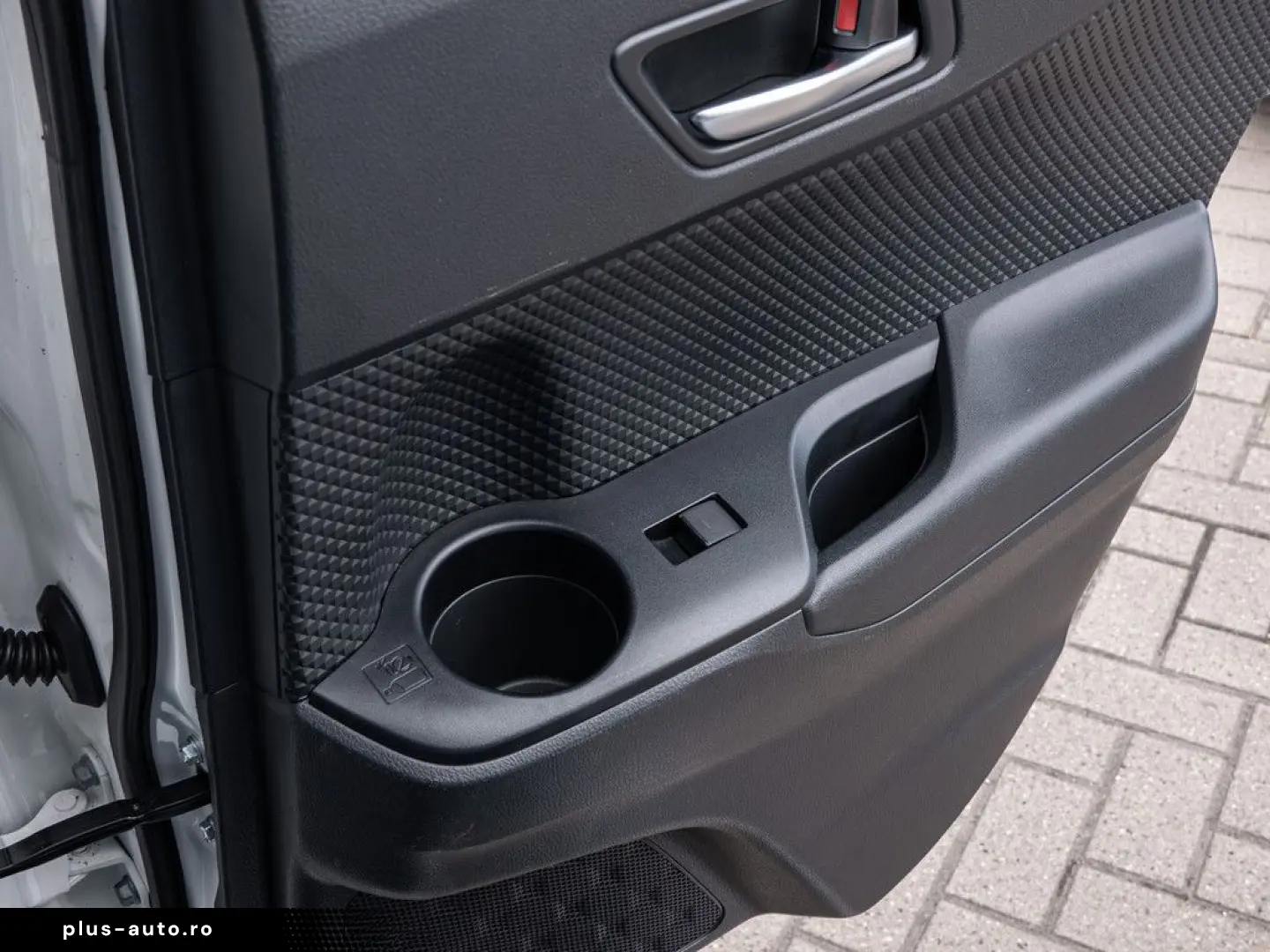 TOYOTA C-HR HYBRID Flow KLIMA KAMERA LED SCHEINWERFER