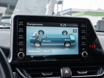 TOYOTA C-HR HYBRID Flow KLIMA KAMERA LED SCHEINWERFER