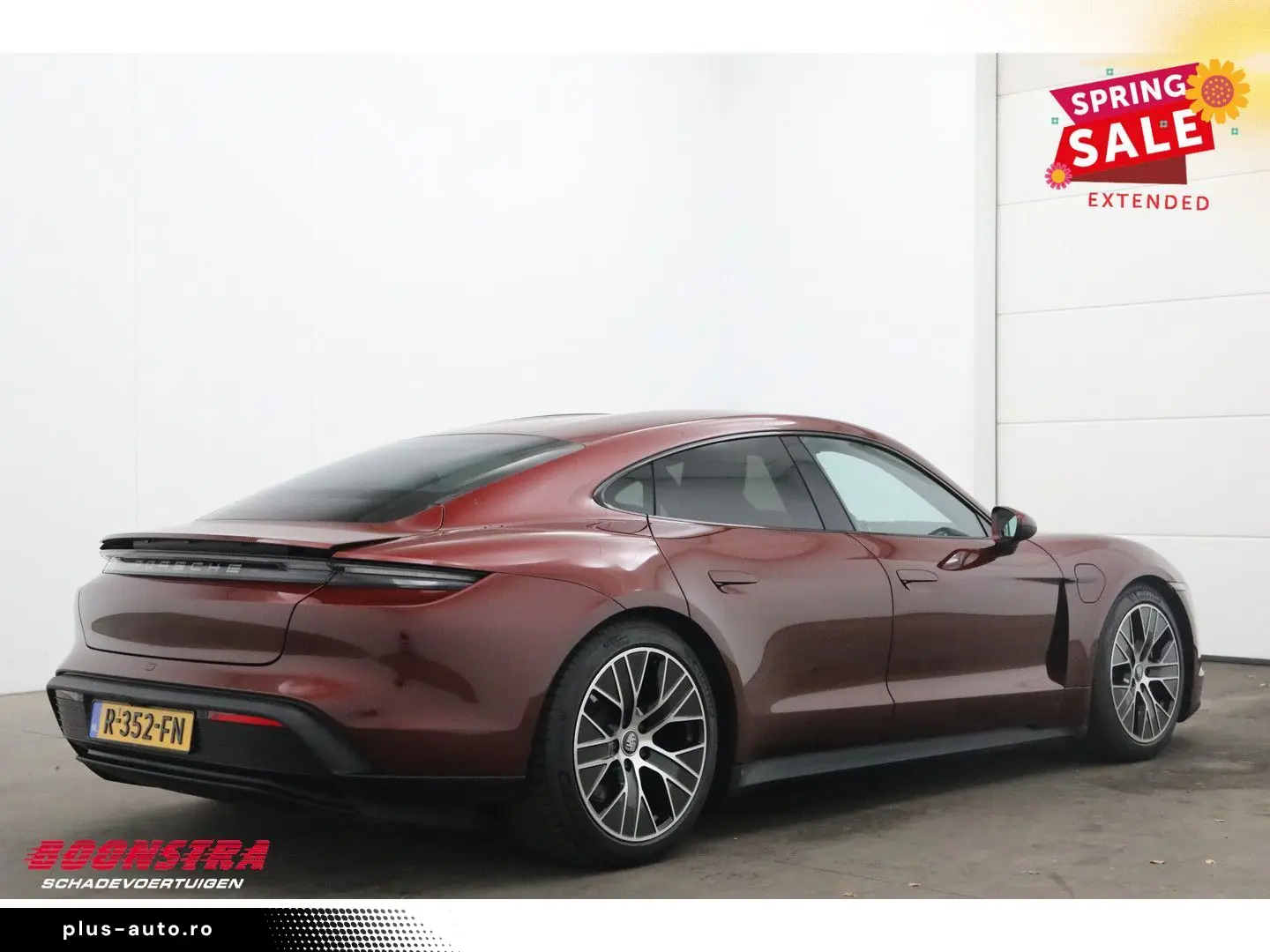 PORSCHE Taycan 93.4kWh Performance Batterie PASM Sport C