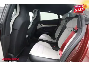 PORSCHE Taycan 93.4kWh Performance Batterie PASM Sport C