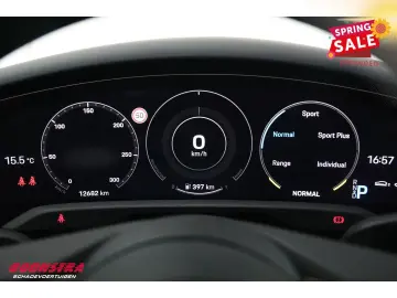 PORSCHE Taycan 93.4kWh Performance Batterie PASM Sport C