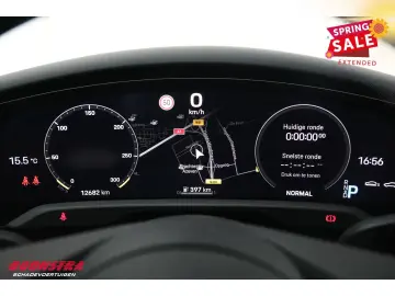 PORSCHE Taycan 93.4kWh Performance Batterie PASM Sport C
