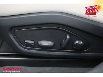 PORSCHE Taycan 93.4kWh Performance Batterie PASM Sport C