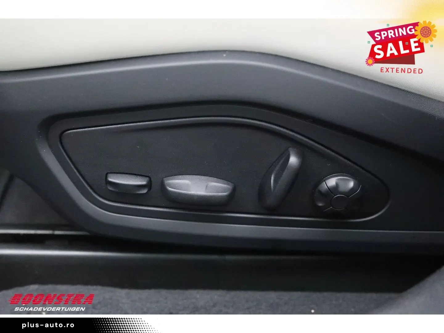 PORSCHE Taycan 93.4kWh Performance Batterie PASM Sport C