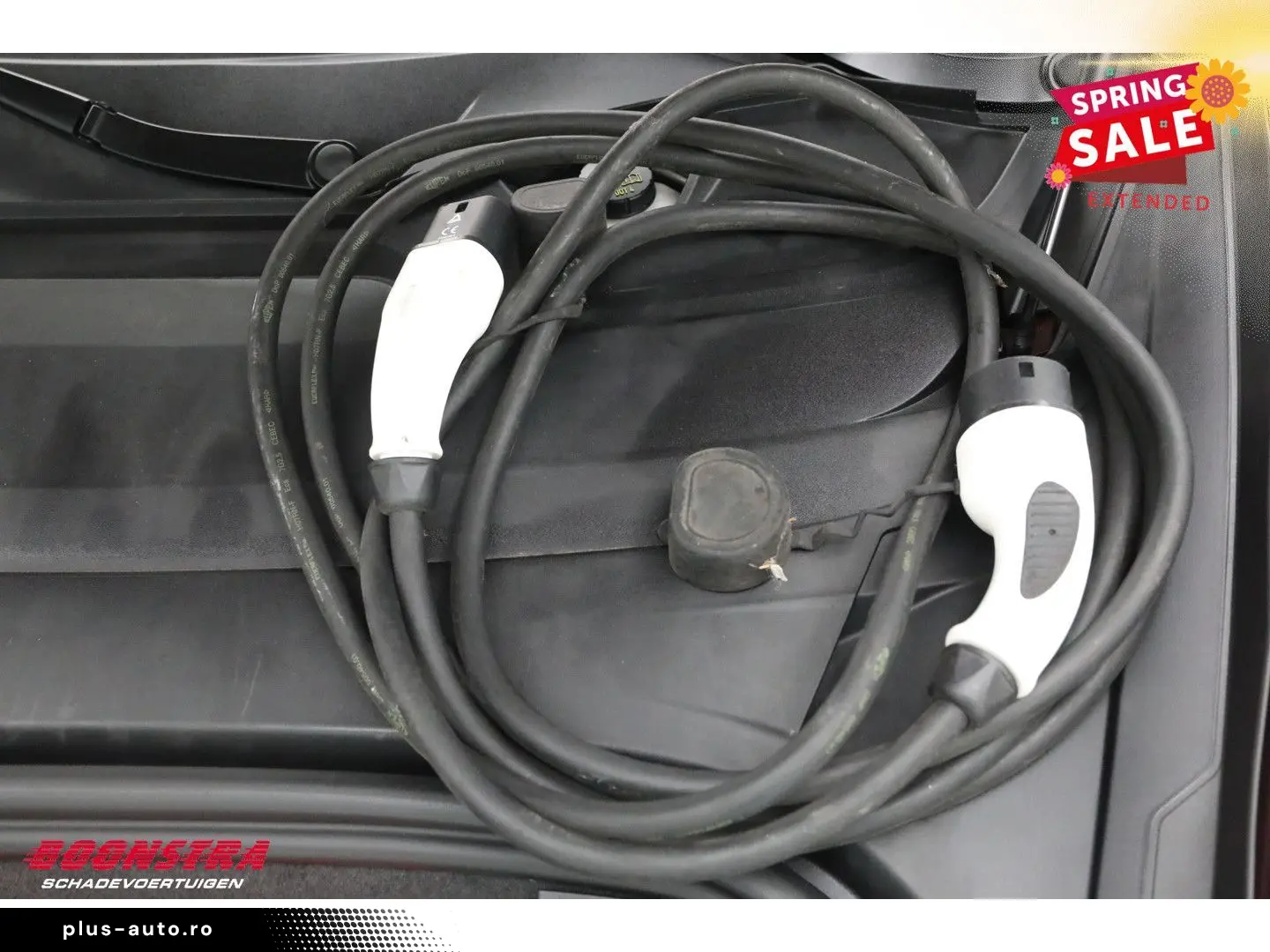 PORSCHE Taycan 93.4kWh Performance Batterie PASM Sport C