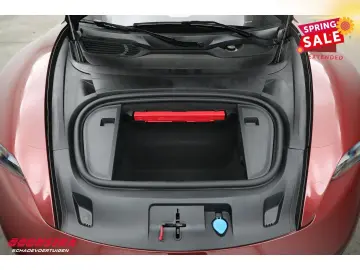 PORSCHE Taycan 93.4kWh Performance Batterie PASM Sport C