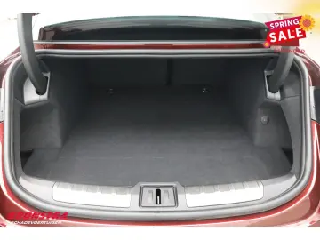 PORSCHE Taycan 93.4kWh Performance Batterie PASM Sport C