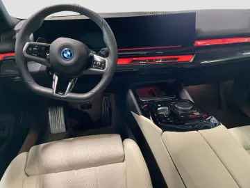 BMW 550e xDrive Limousine M Sport Driv.Assist.Prof