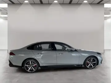 BMW 550e xDrive Limousine M Sport Driv.Assist.Prof