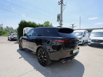 Land Rover Range Rover Sport 3.0 I6 MHEV   441 CP R-Dynamic