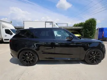 Land Rover Range Rover Sport 3.0 I6 MHEV   441 CP R-Dynamic