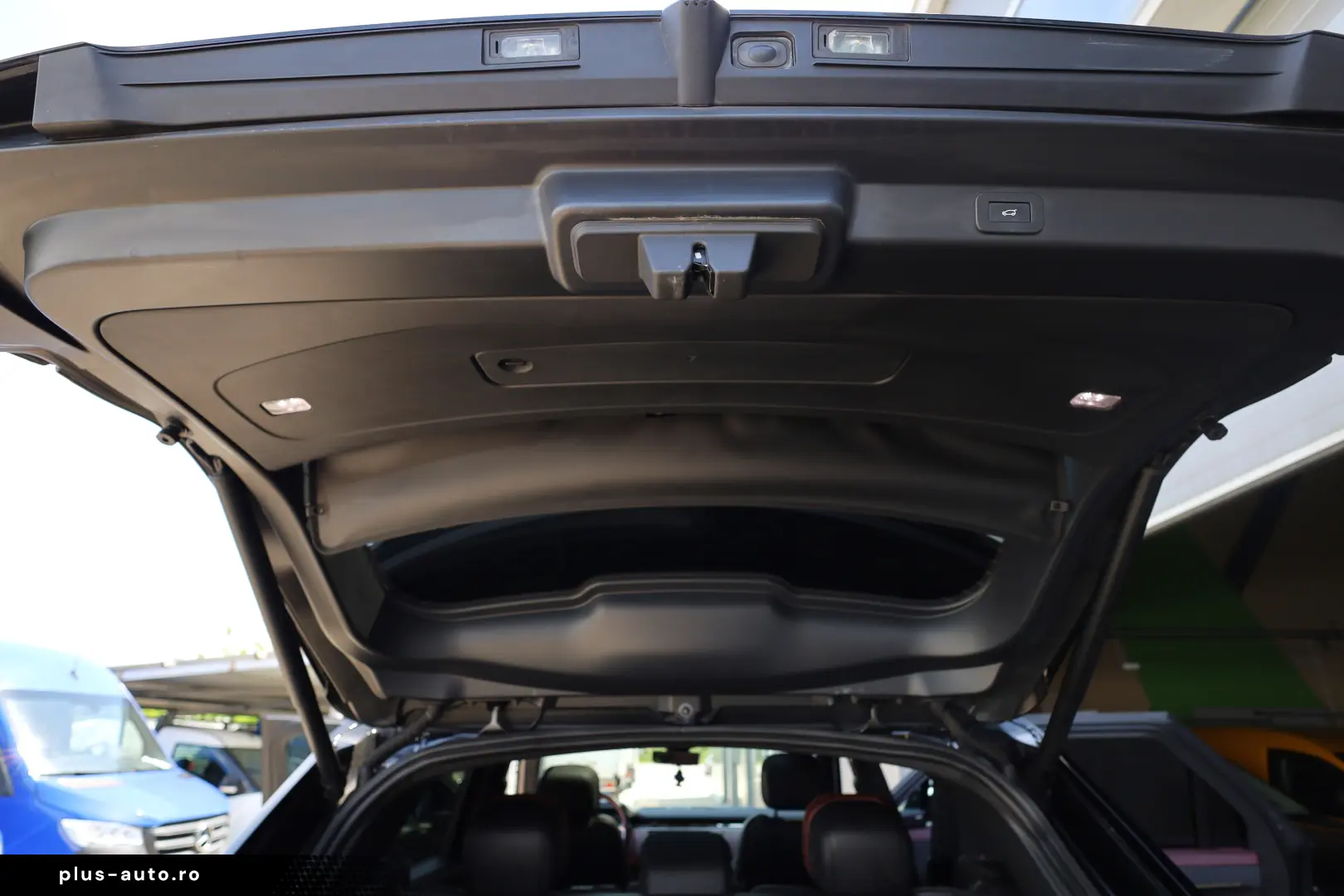 Land Rover Range Rover Sport 3.0 I6 MHEV   441 CP R-Dynamic