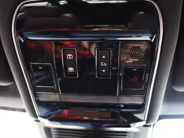 Land Rover Range Rover Sport 3.0 I6 MHEV   441 CP R-Dynamic