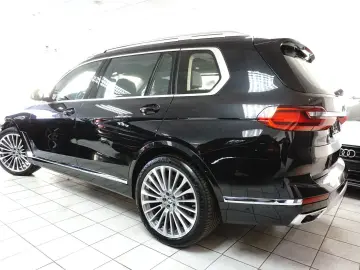 BMW X7 xDrive 40 d Design SKY LOUNGE FOND-TV 6-SITZE