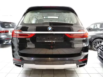 BMW X7 xDrive 40 d Design SKY LOUNGE FOND-TV 6-SITZE