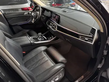 BMW X7 xDrive 40 d Design SKY LOUNGE FOND-TV 6-SITZE