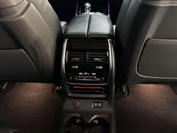 BMW X7 xDrive 40 d Design SKY LOUNGE FOND-TV 6-SITZE