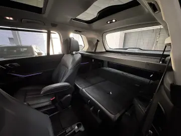 BMW X7 xDrive 40 d Design SKY LOUNGE FOND-TV 6-SITZE