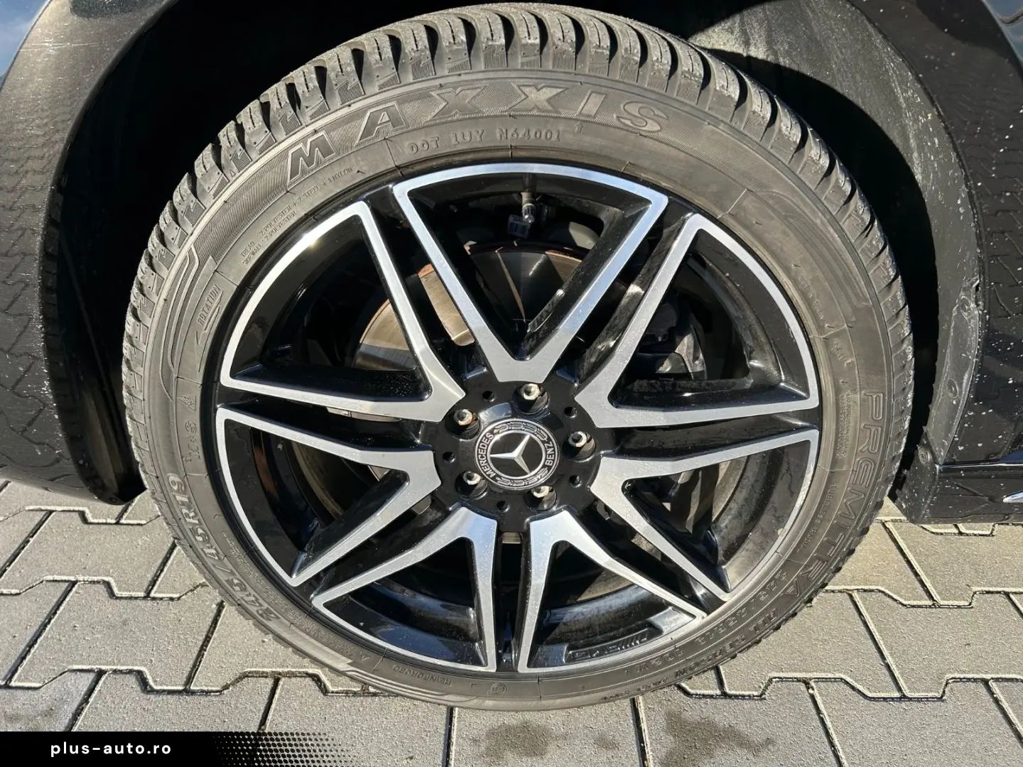 MERCEDES-BENZ V300d 4M Lang AMG -7S-2xEl.Tür-Pano-360K-19Zo