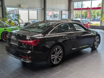 AUDI A6 45 TFSI S tronic sport 8-fach
