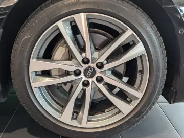 AUDI A6 45 TFSI S tronic sport 8-fach
