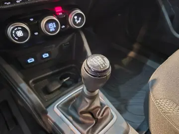 DACIA DUSTER 1.5 Blue dCi 115CP Journey 4x4