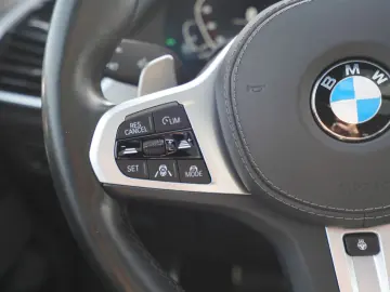 BMW X6 xDrive 30d MSport AHK H&K 360 Laser Pano Sthz